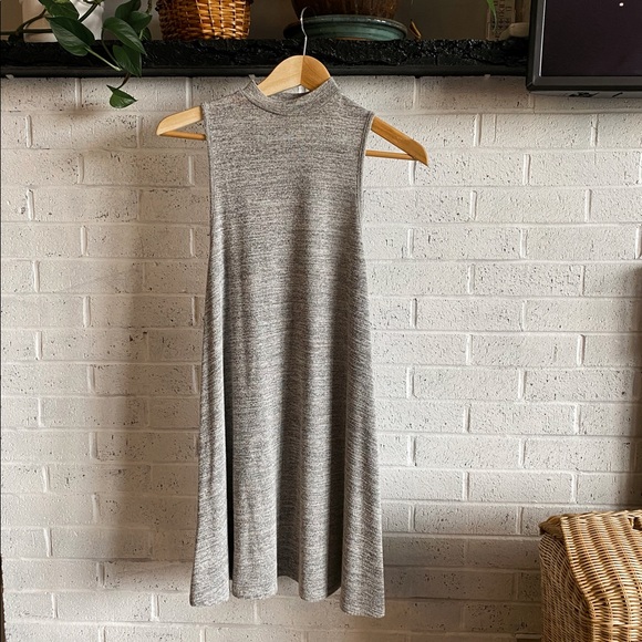 🐨 Summer Dress 🐨 - Picture 1 of 2